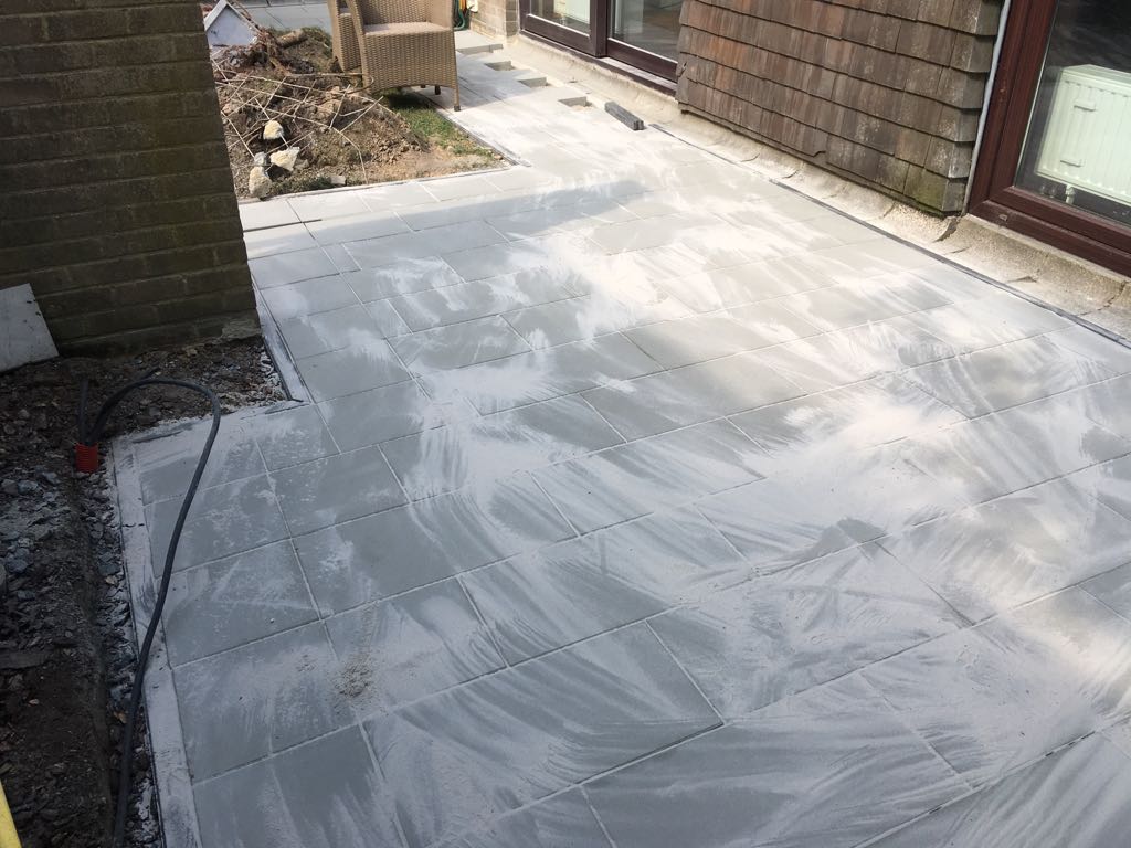 Terrasse en dalles béton