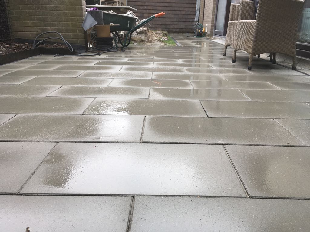 Terrasse en dalles béton