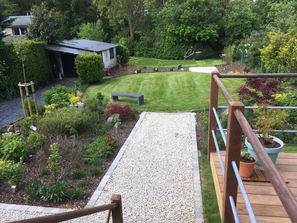 Allée en grès d'Hautrage